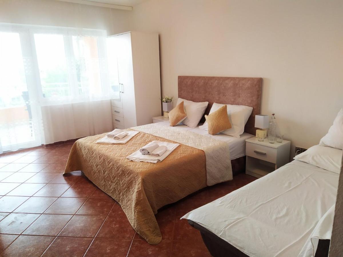 Villa Goda Тучепи Экстерьер фото