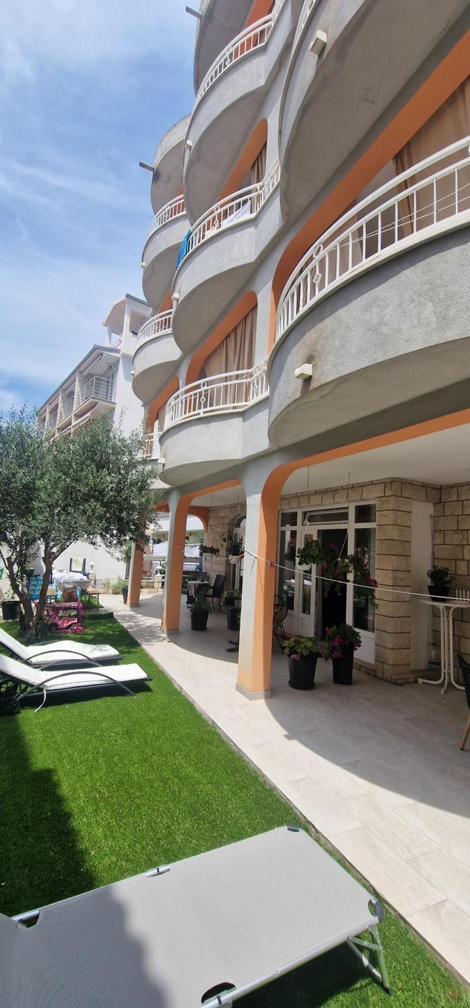 Villa Goda Тучепи Экстерьер фото